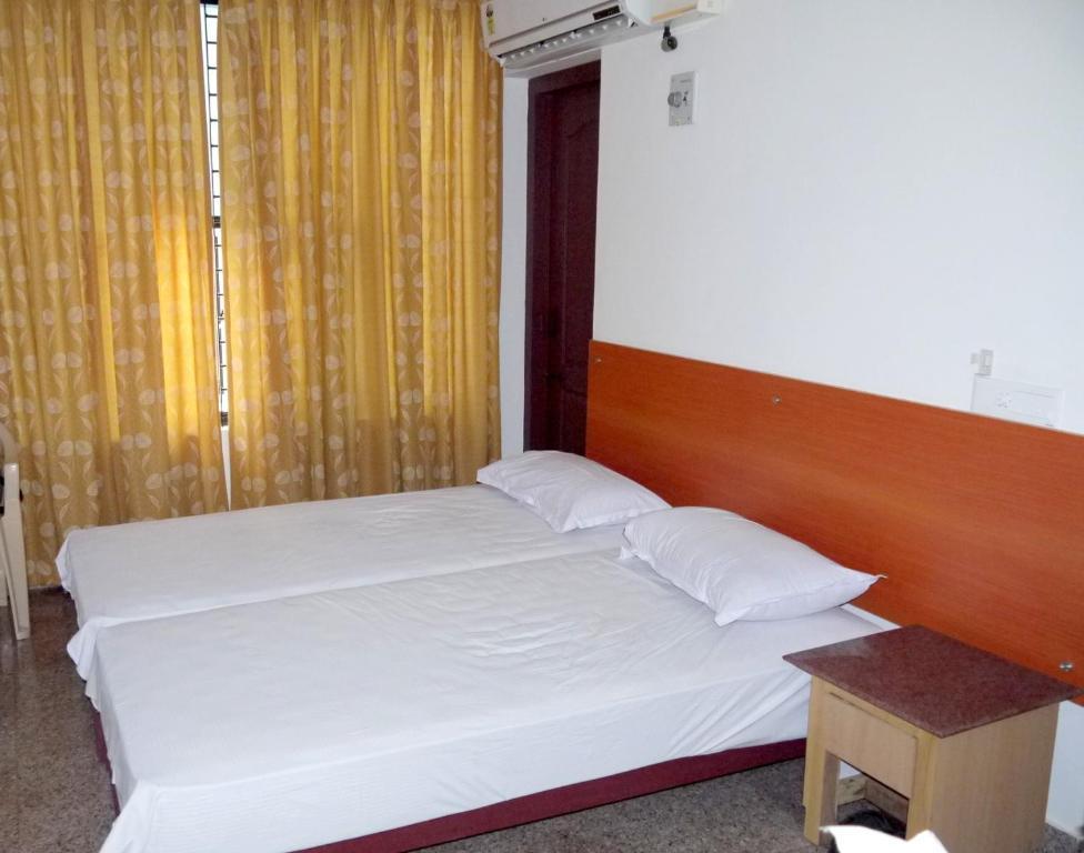 Dreams Hotel Kovalam Exterior photo