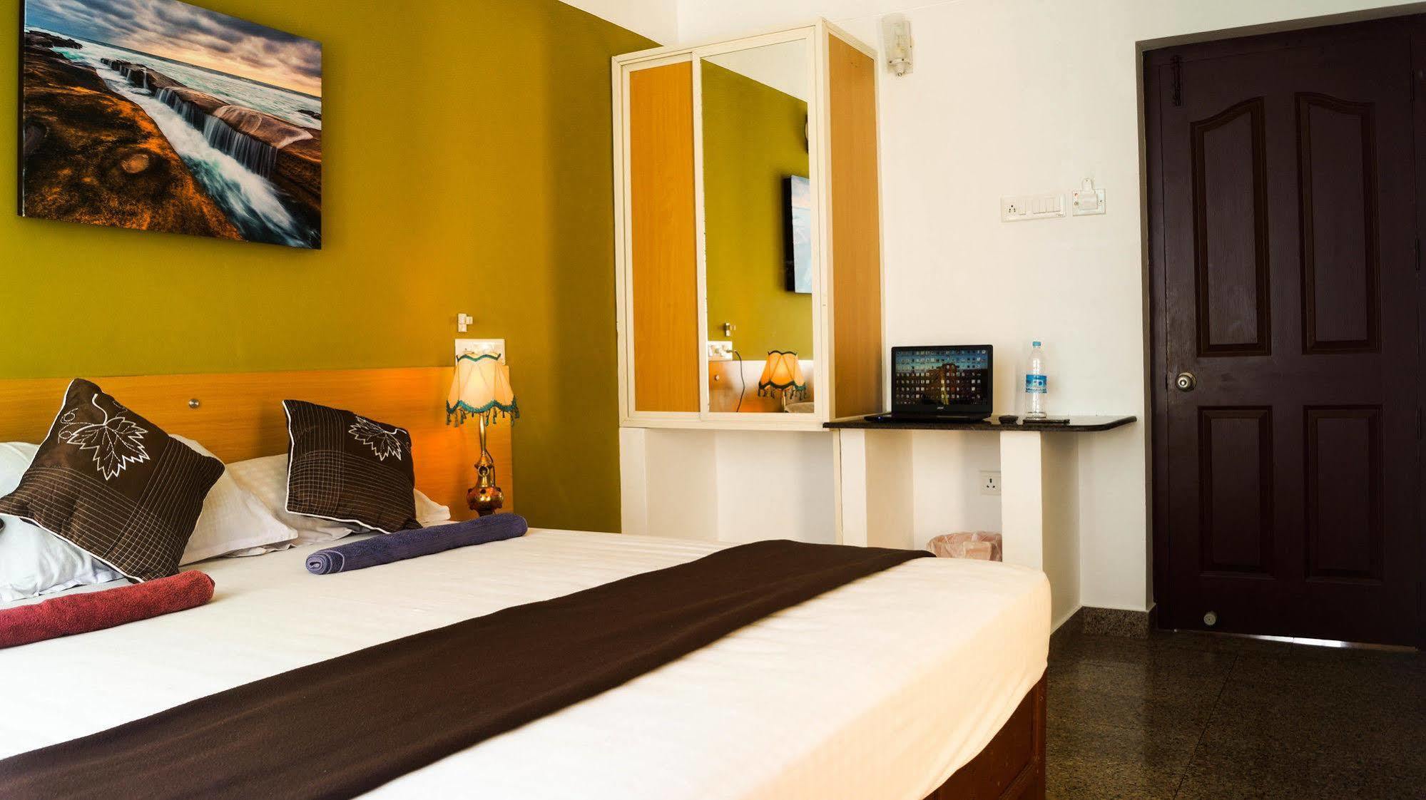 Dreams Hotel Kovalam Exterior photo